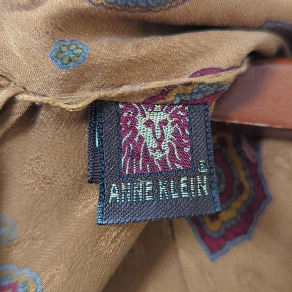 Anne Klein 80's Vintage Silky Paisley Printed Pleated Turtleneck Blouse Brown SP - Picture 4 of 13